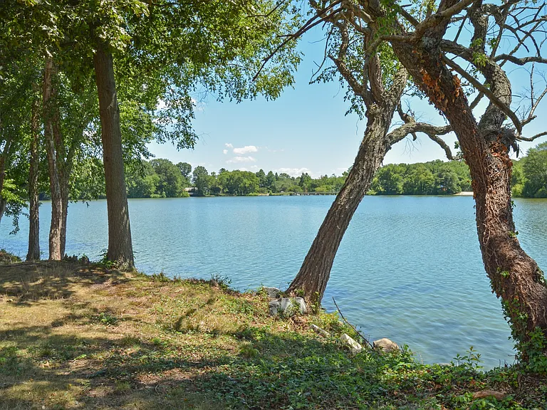 Lake Club Apartments Silver Lake