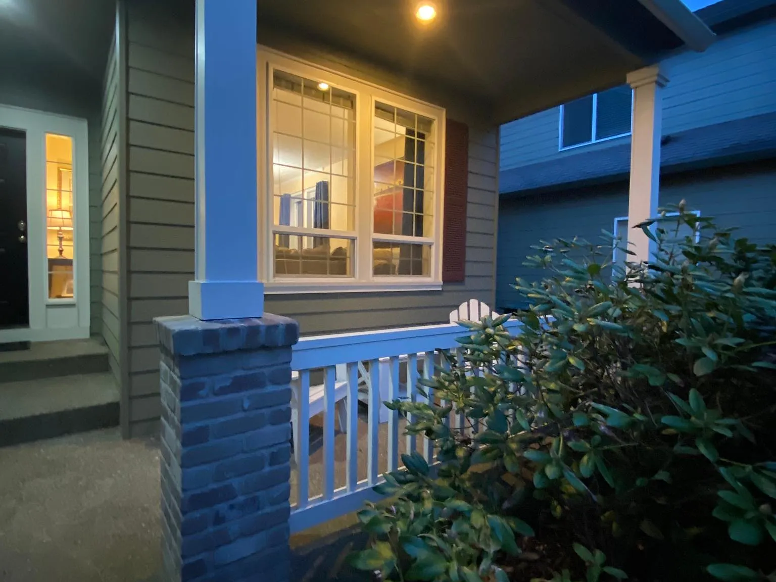 5 bed, 2400 sqft, $3,499 — Photo 2