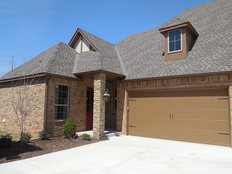 3328 Enclave Ln — Photo 1