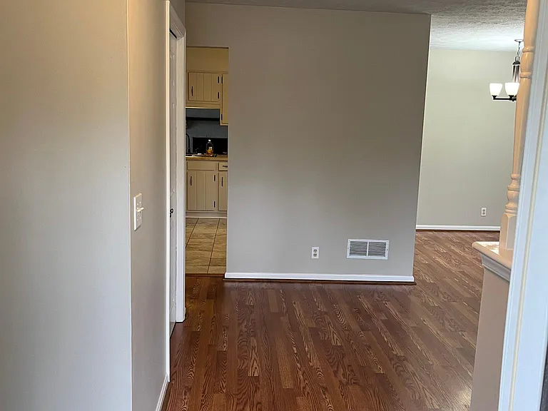 1115 Meadowridge Trl — Photo 13
