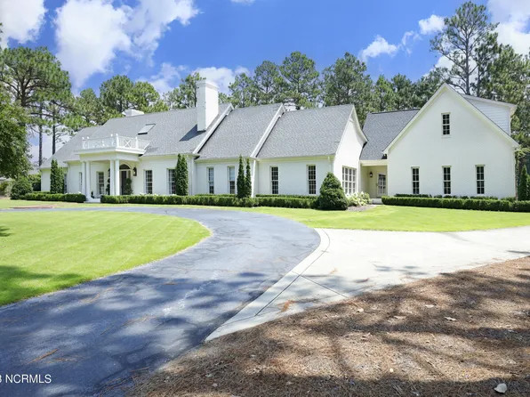 10 Cherry Hill Drive, Pinehurst, NC 28374