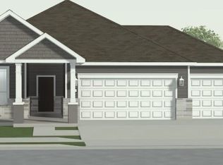 365 Covey Ln, Sealy, TX 77474