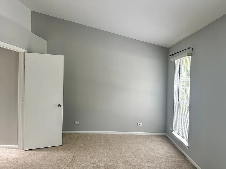 1132 Regency Ct — Photo 11