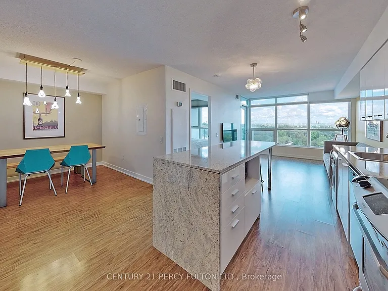 15 Singer Ct #1207 — Photo 8