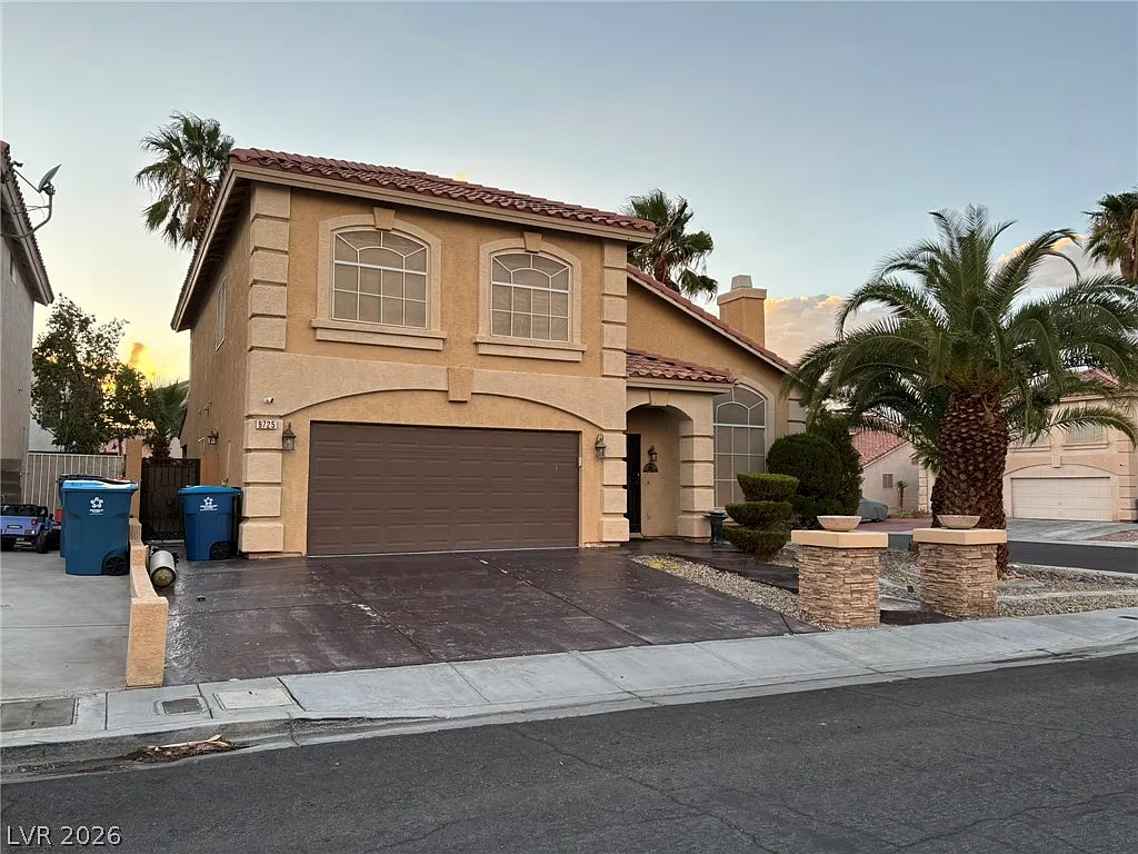 5 bed, 3.0 bath, 2259 sqft, $2,750 — Photo 2