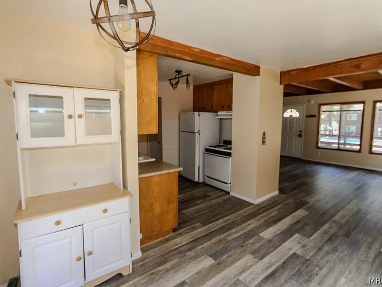 774 Summit Blvd #A — Photo 9