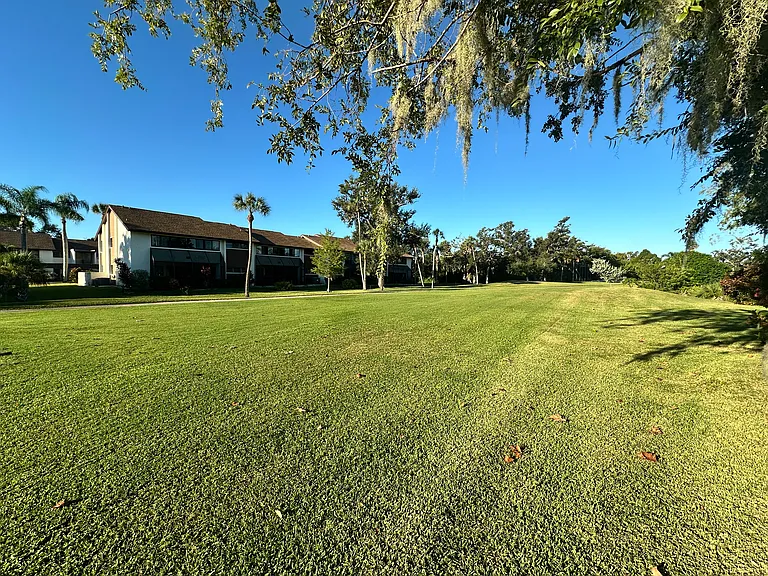 4572 Red Maple Rd — Photo 25