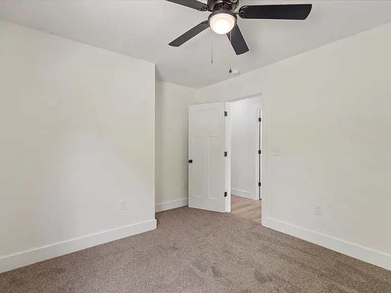 Arlington Townes Modern 3-Bedroom Townhomes in Greer, SC — Photo 14