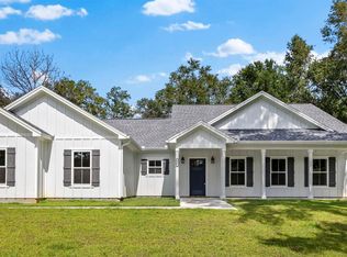 317 NE Oakwood Way, Pinetta, FL 32350