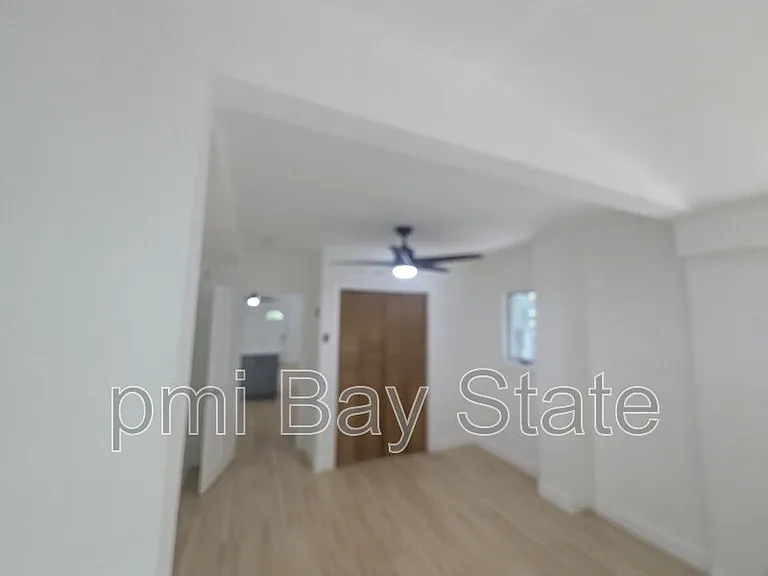 3 Weston St #1 — Photo 18