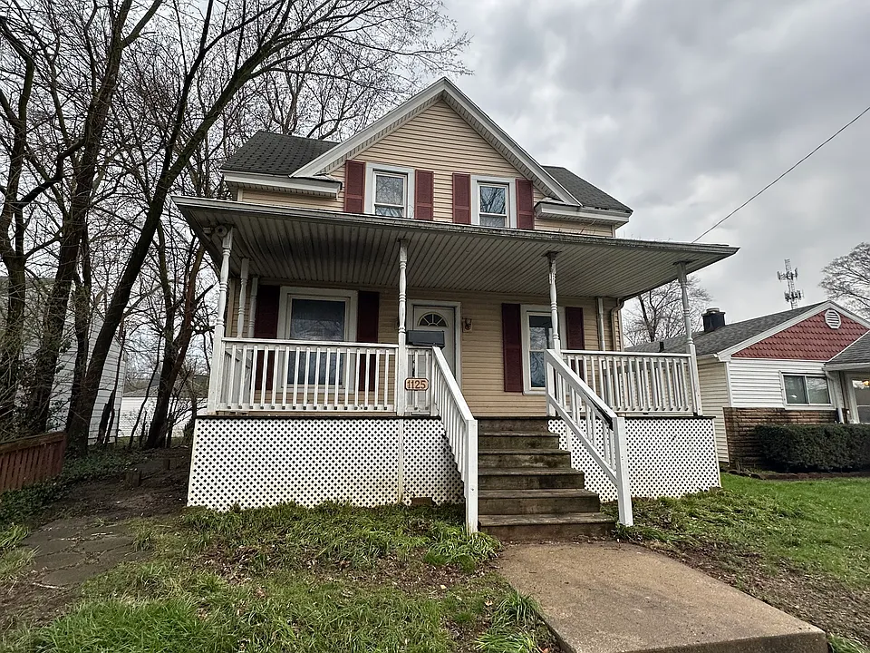 1125 McCartney St #18