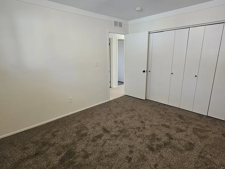 2161 Bacon Ave — Photo 13