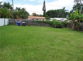 1521 Moffett St, Hollywood, FL 33020