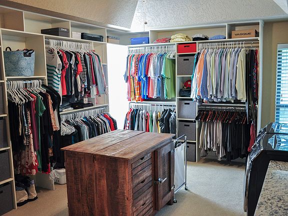 Master closet / laundry