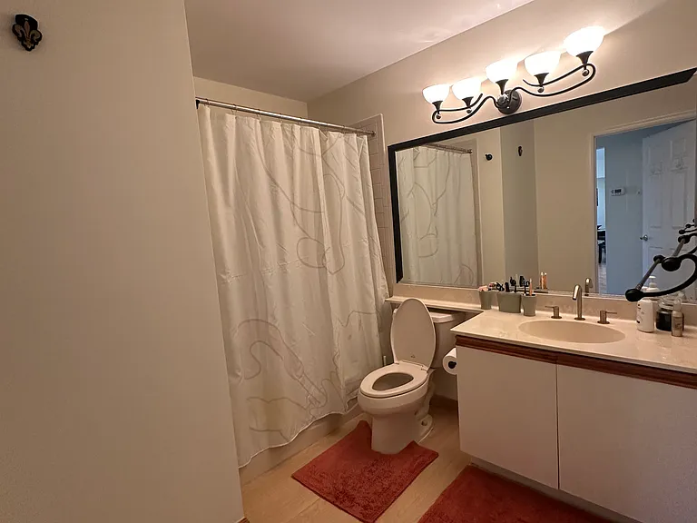 1488 Westgate Dr — Photo 7