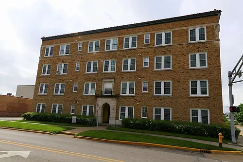 229 W Jackson Blvd #1D Photo 1