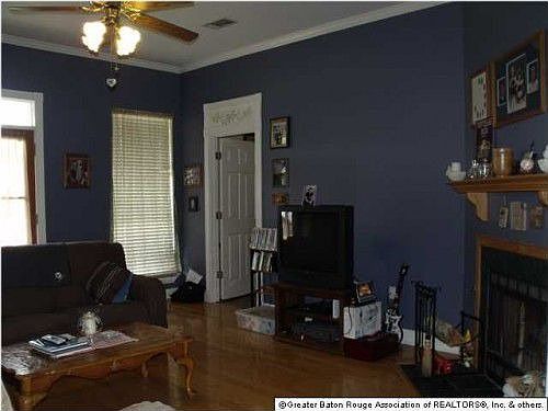 1st image of 7608 Elmwood Dr
