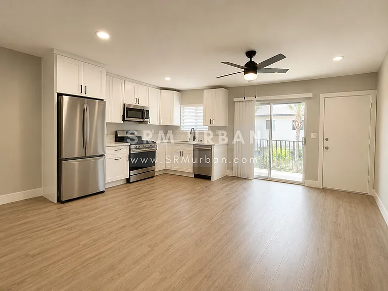 4150 41st St #10 — Photo 1