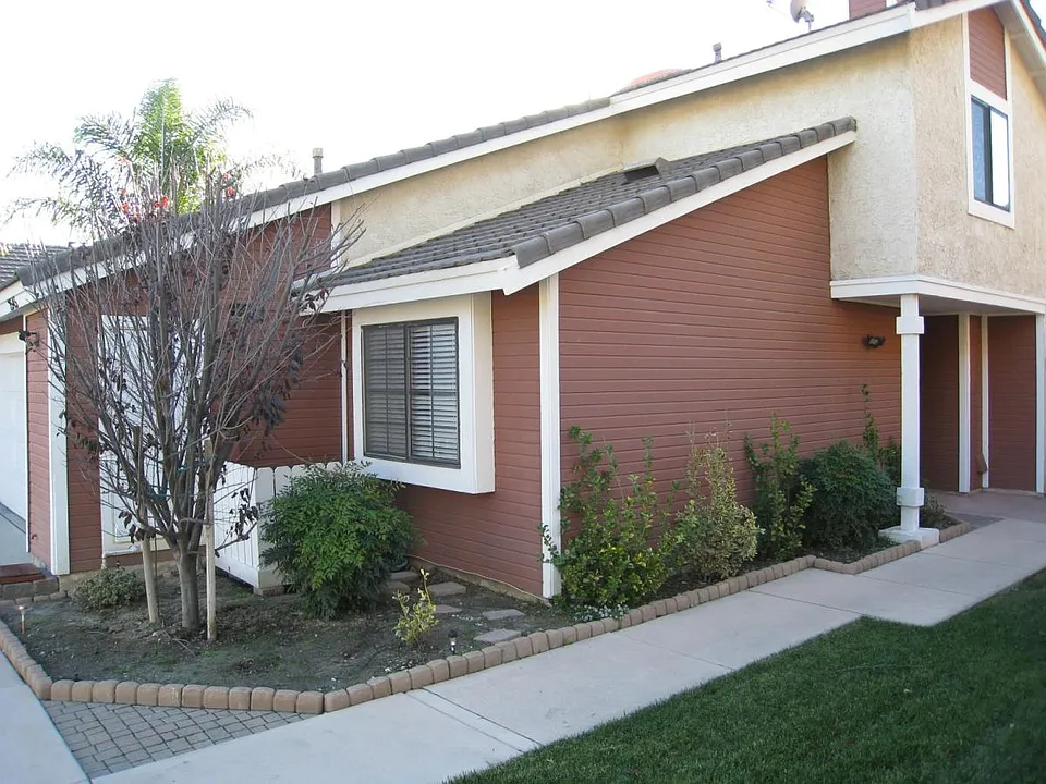 2545 Belvedere Ct