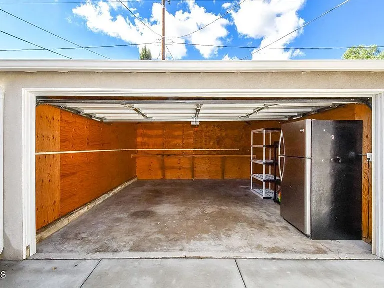 321 N Lima St — Photo 35
