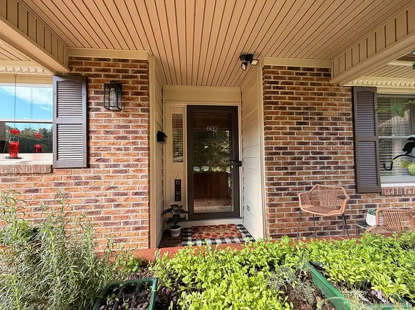 602 Colby Cir, Salisbury, NC 28147