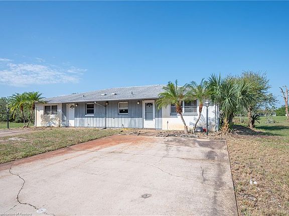 3rd image of 171 Golfpoint Dr