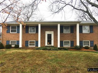 828 Foxwood Ave, Louisville, KY 40223