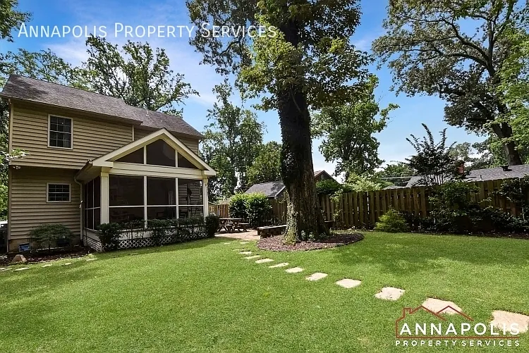 3294 Stepney St — Photo 26