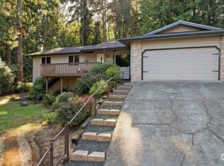 9205 Inlet View Ct NW, Silverdale, WA 98383