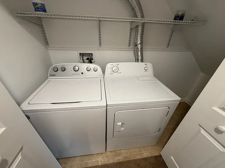 2361 Laconia Ct — Photo 33