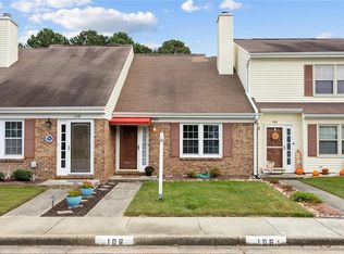 106 Cypress Xing, Yorktown, VA 23692