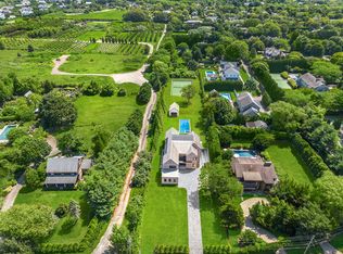 50 Tuckahoe Ln, Southampton, NY 11968