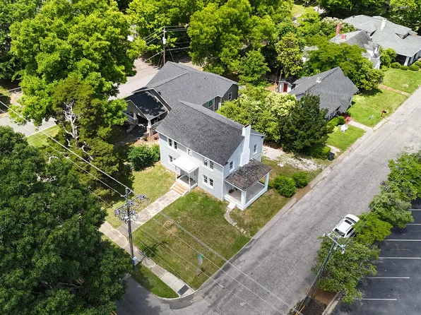 1102 S Garnett St, Henderson, NC 27536