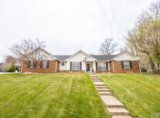 1021 Stonybrook Dr, O'Fallon, IL