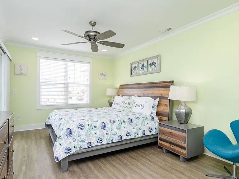 1211 N Fort Fisher Blvd #B — Photo 16