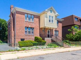 10 Myrtle Ave APT 3, Winthrop, MA 02152