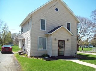 222 Liberty St, Walnut, IL 61376