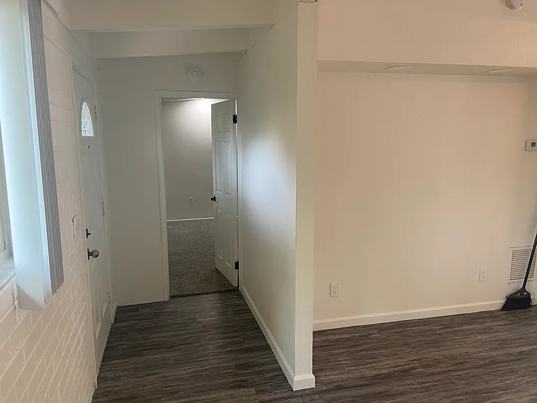421 N Olsen Ave #421 — Photo 4