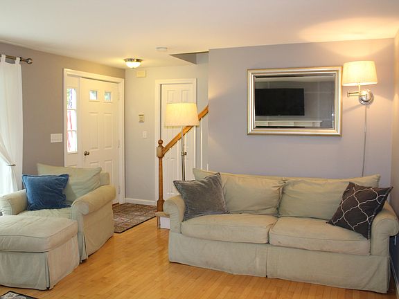 5th image of 14 Rolling Oaks Drive