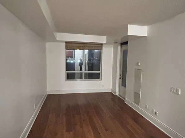 700 Humberwood Blvd, Toronto, ON