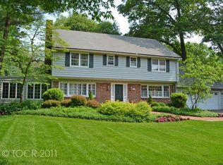 199 Madison Pl, Ridgewood, NJ 07450