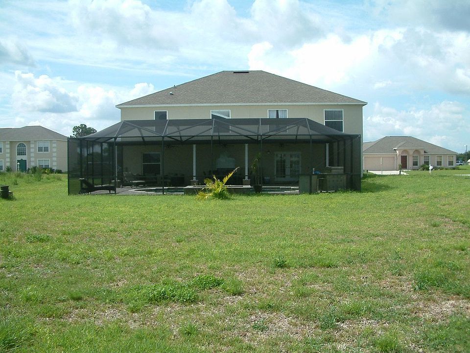 2nd image of 532 Vista Way Ln