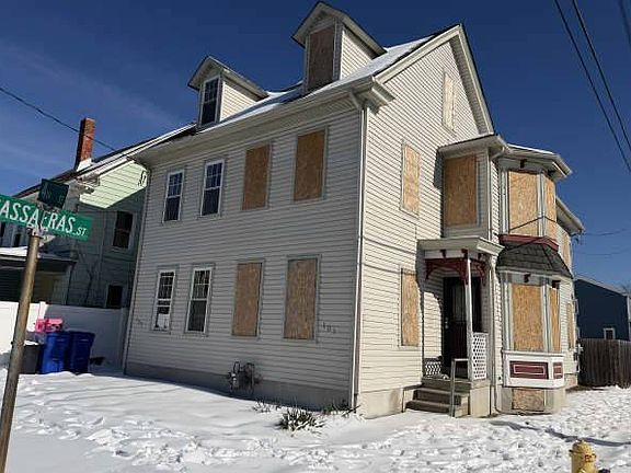 2nd image of 103 N 4th St