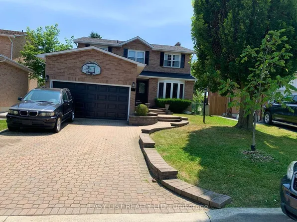 102 Burwell Cres, Markham, ON L3P 6V1