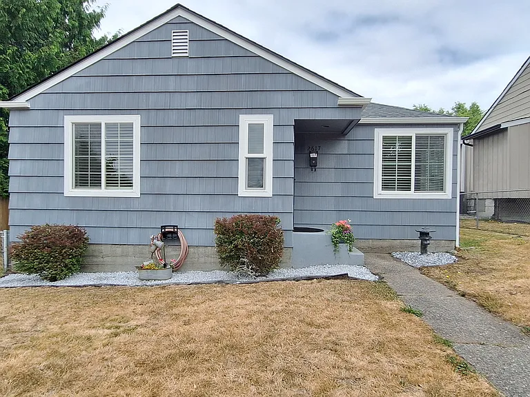 2617 S Melrose St — Photo 1