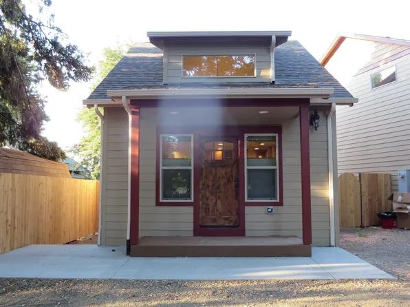 1215 Douglas St, Forest Grove, OR 97116