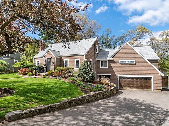 4th image of 109 Lakeshore Dr