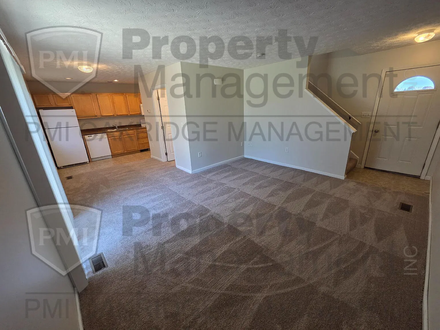 2 bed, 1.5 bath, 945 sqft, $1,295 — Photo 4