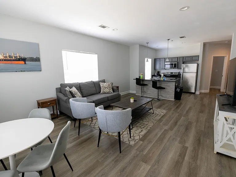 LTL Royal Palms Baton Rouge MT LLC — Photo 110