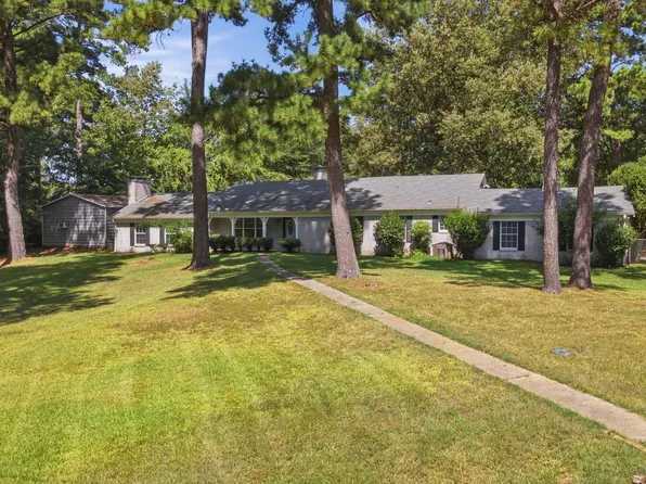 1316 Pine Hill Dr, Jefferson, TX 75657